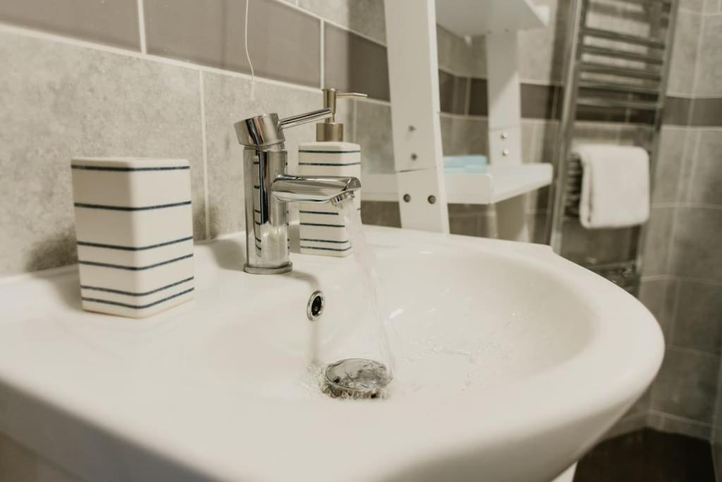The Sea Deck Apartment - Westbrook Bay Beach - By Goldex Coastal Breaks Μάργκεϊτ Εξωτερικό φωτογραφία