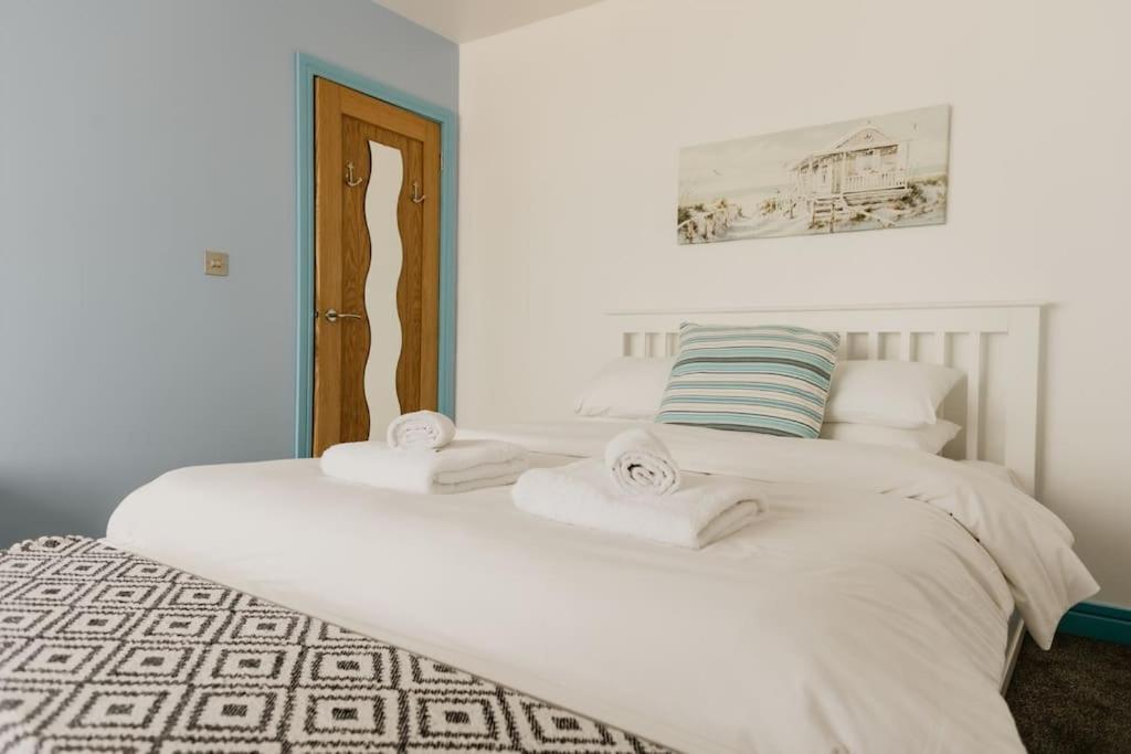 The Sea Deck Apartment - Westbrook Bay Beach - By Goldex Coastal Breaks Μάργκεϊτ Εξωτερικό φωτογραφία
